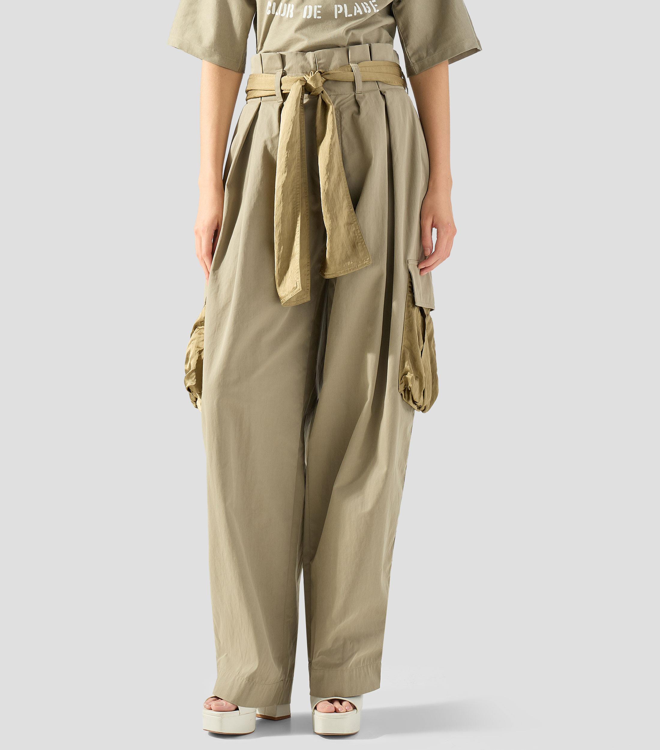 Pantalón casual Mujer